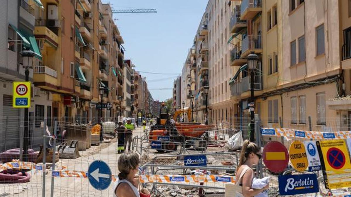 Obras en la avenida de la Malvarrosa