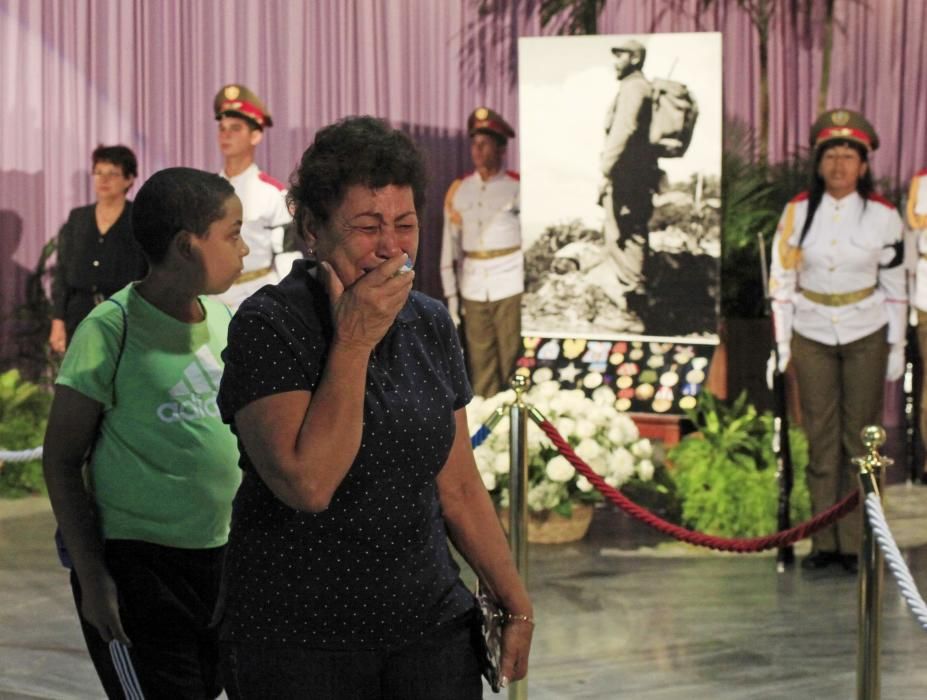 Los cubanos empiezan a despedirse de Fidel Castro