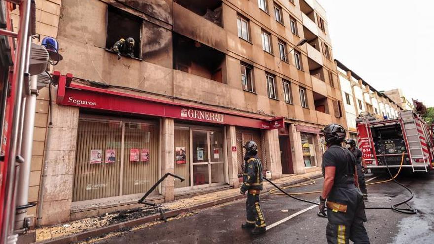 Un incendio en una vivienda de Santa Cruz crea alarma entre los vecinos