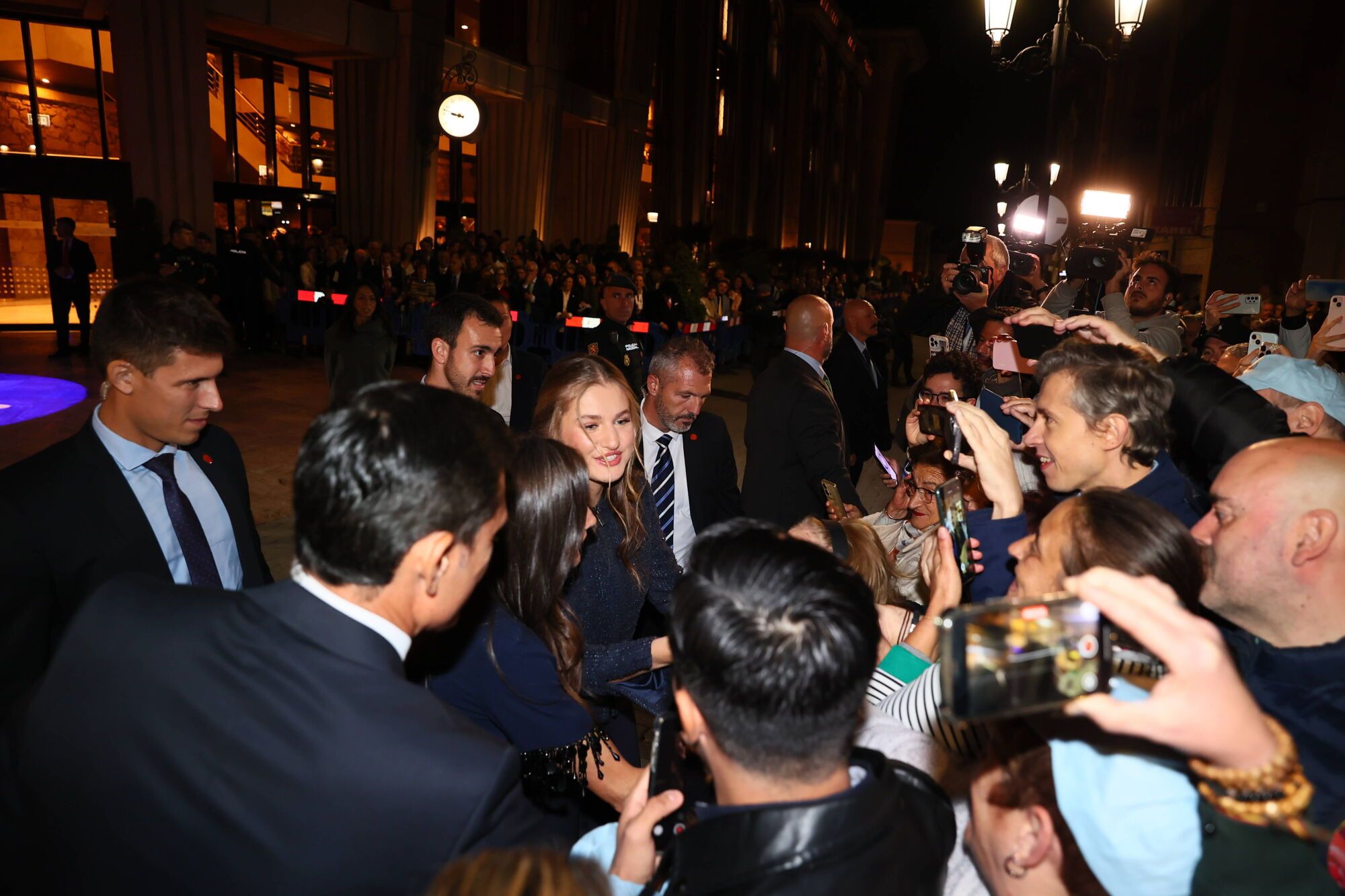 EN IMÁGENES: La Familia Real preside el concierto de los premios "Princesa"
