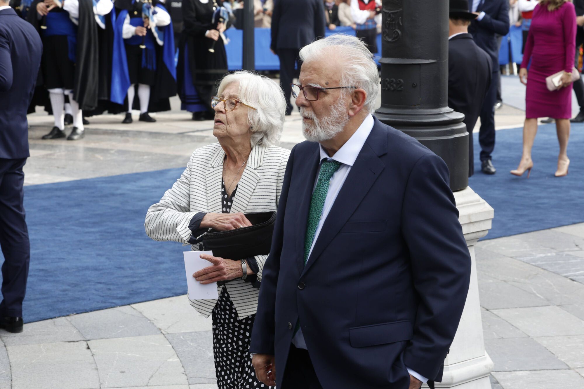 Así fue la llegada de los invitados a los premios "Princesa de Asturias" y su paso por la alfombra azul