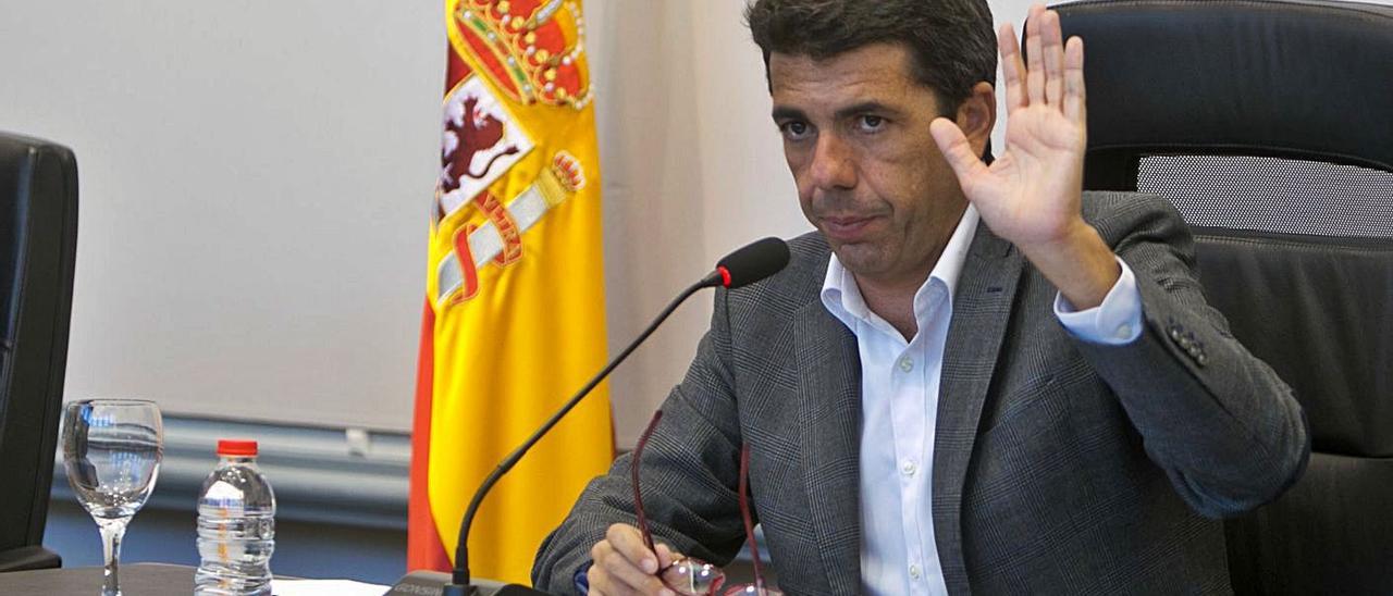 Carlos Mazón, en un pleno de la Diputación de Alicante.