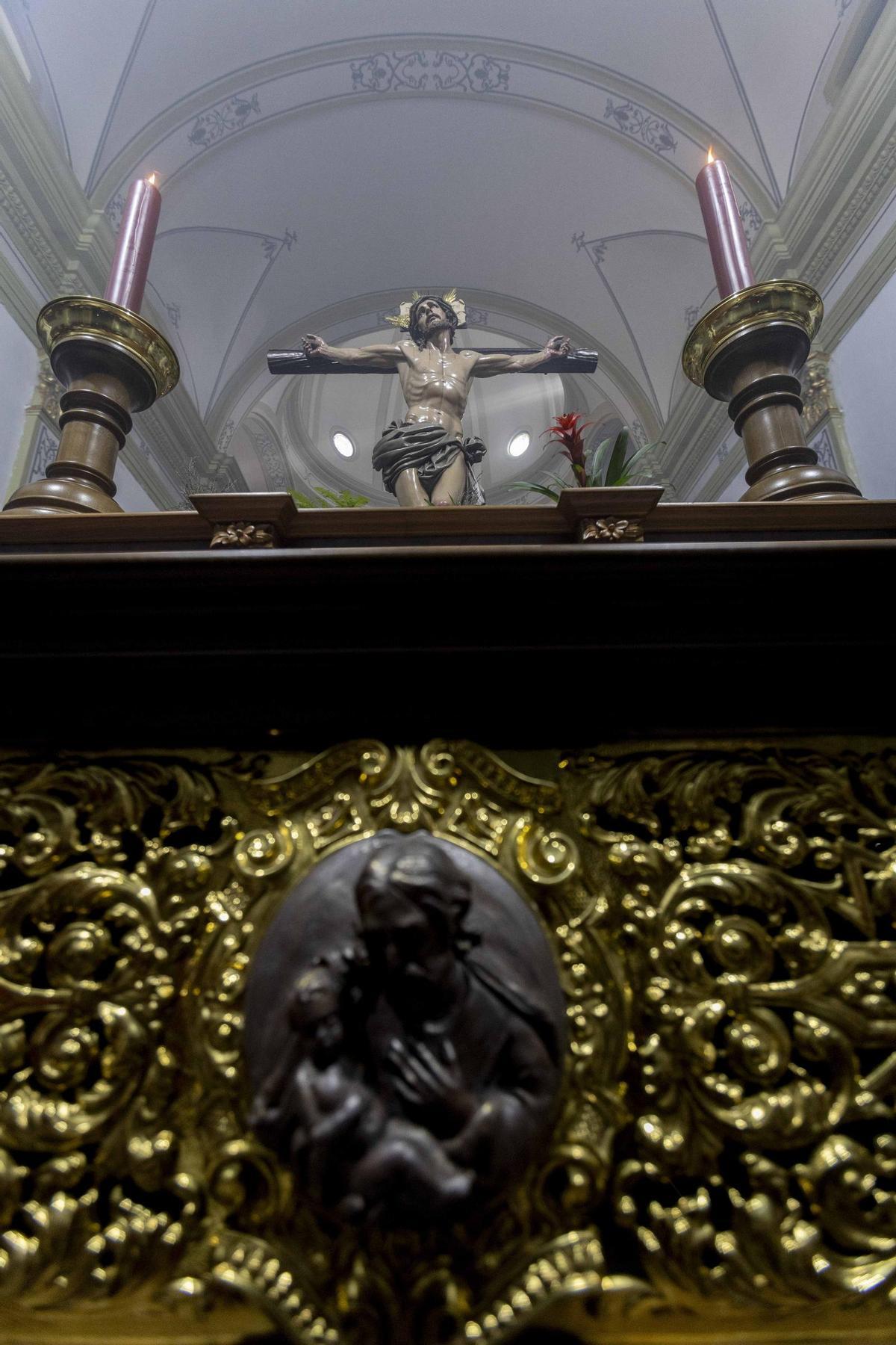 Semana Santa en Alicante 2026: Procesión de la Hermandad Penitencial Mater Desolata en el Viernes Santo