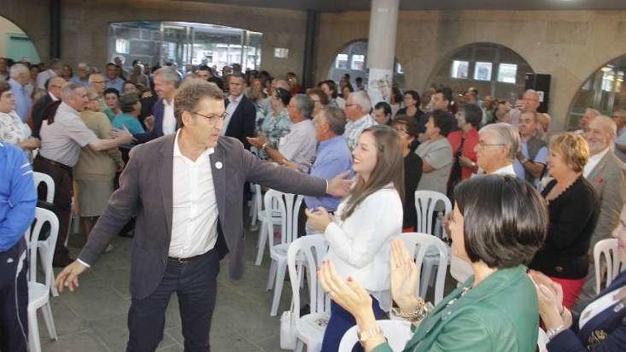 Feijóo a su entrada en el mitin de Marín. // Santos Álvarez