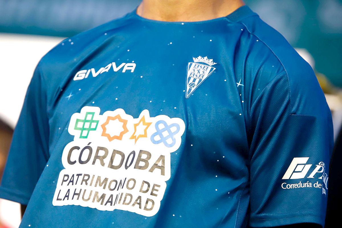 Las nuevas camisetas del Córdoba CF para su estreno en Primera Federación