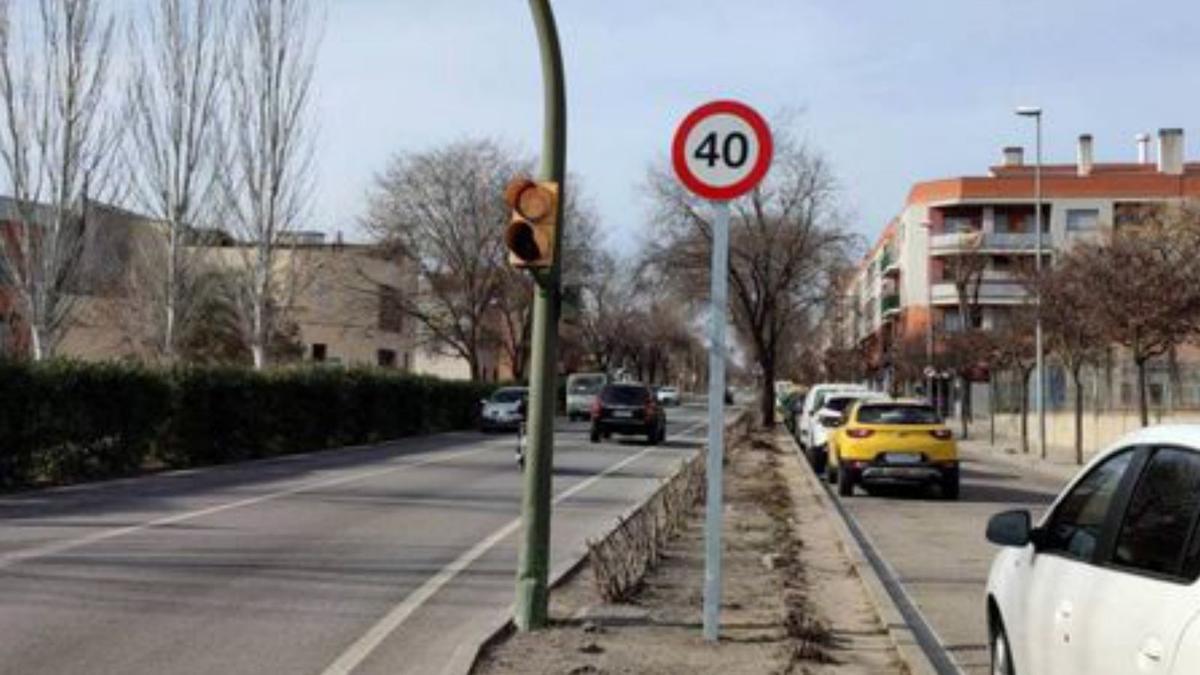 Un senyal de 40 km/h instal·lat | AJ VILANOVA DEL CAMÍ