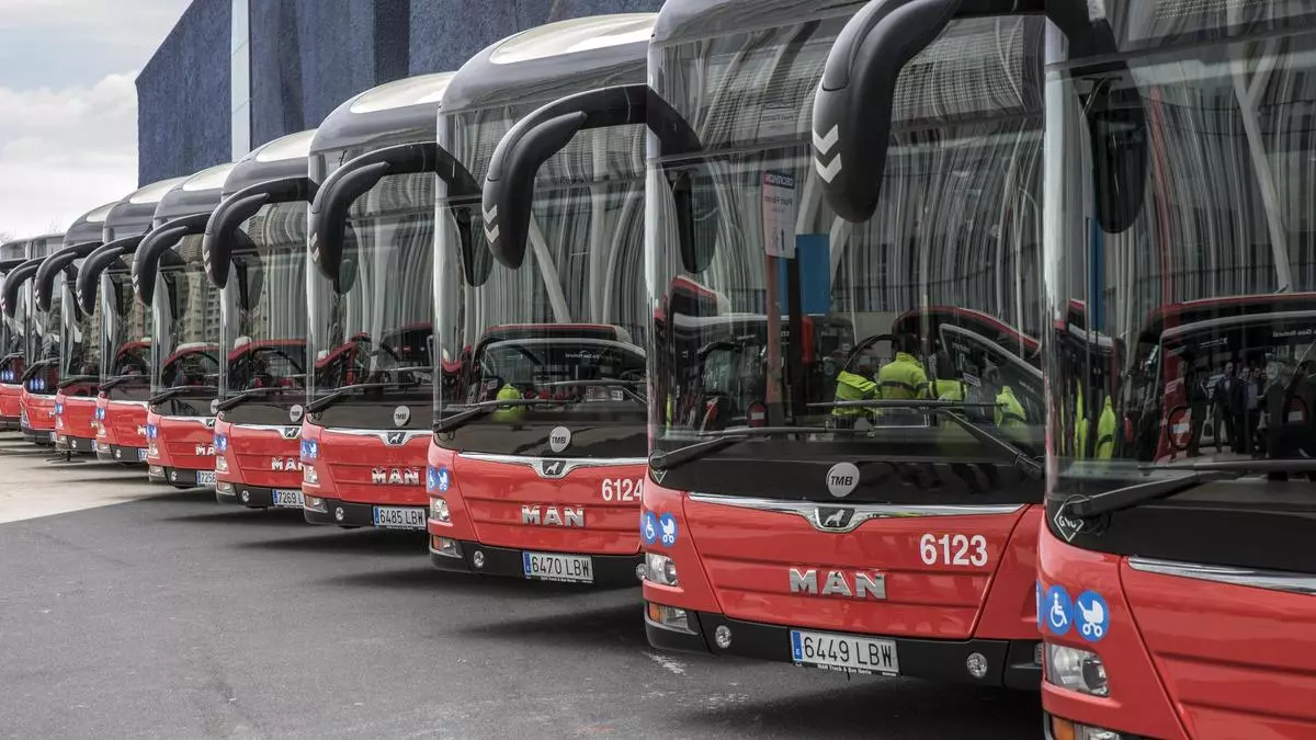 TMB incorpora a 217 nuevos conductores y eleva al 11% la presencia femenina en su plantilla de bus