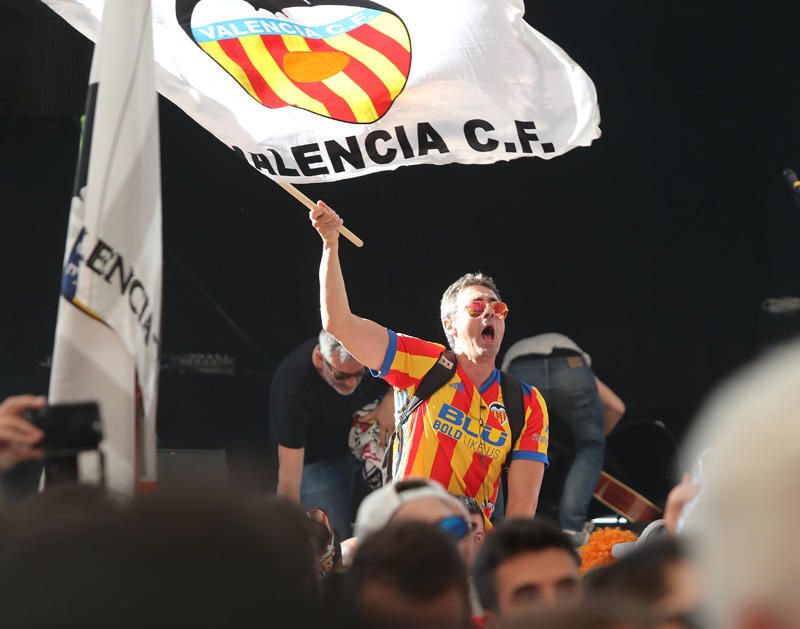 Fan zone del Valencia CF en el viejo cauce del río