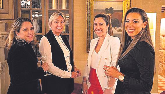 Alicia Polo, Ana, Monica Redondo y Leila Montes.jpg