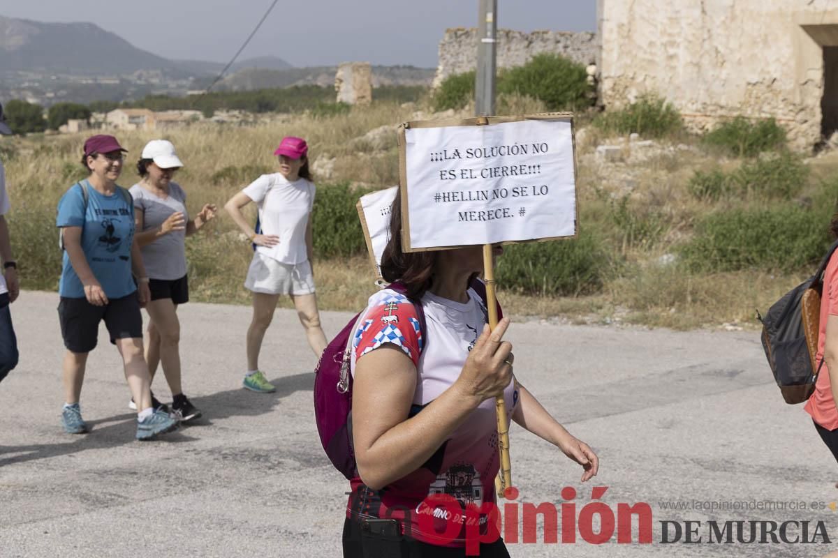 Así ha sido la marcha convocada por la Asociación Plaza Nueva en defensa de la Estación de tren de Calasparra