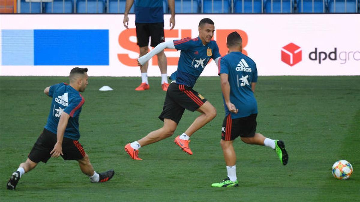 La Roja se entrena en el Bernabéu pensando en Suecia