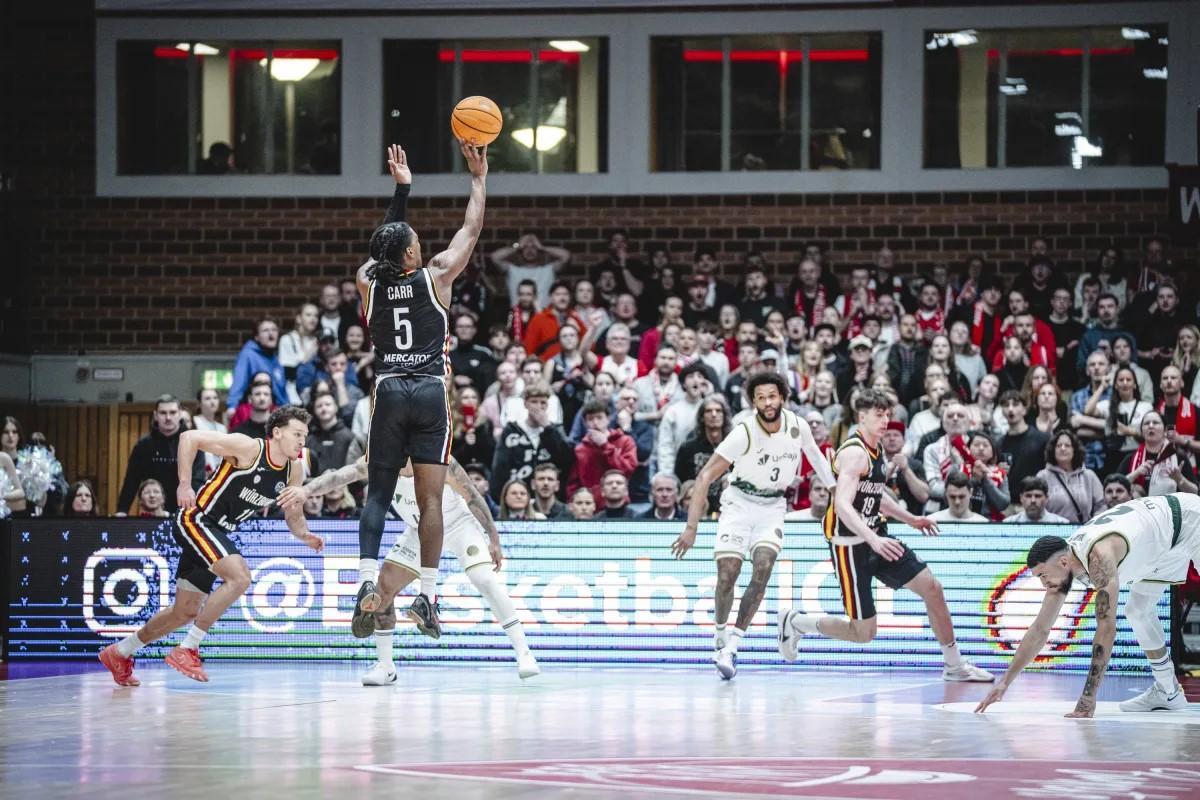 Fotos del encuentro disputado entre el Würzburg y el Unicaja