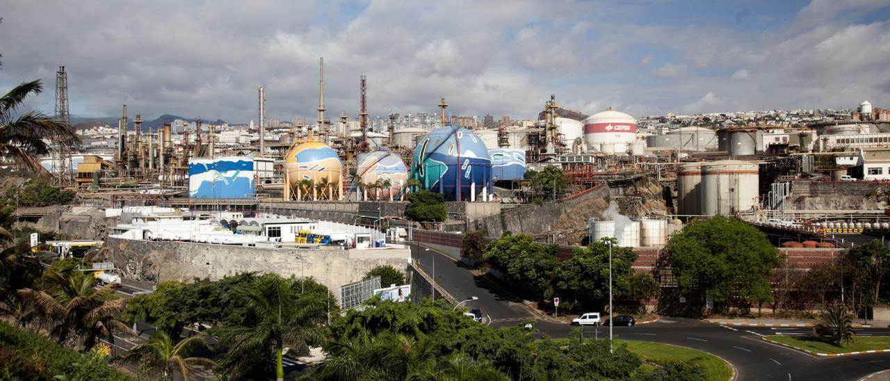 Instalaciones de la Refinería, en Santa Cruz.