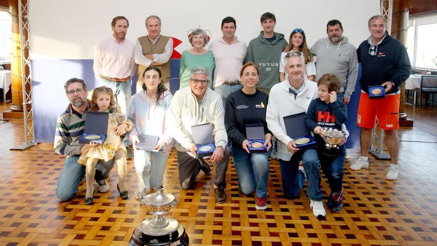 Porto y Cabello se llevan la primera cita del Trofeo Ría de Vigo