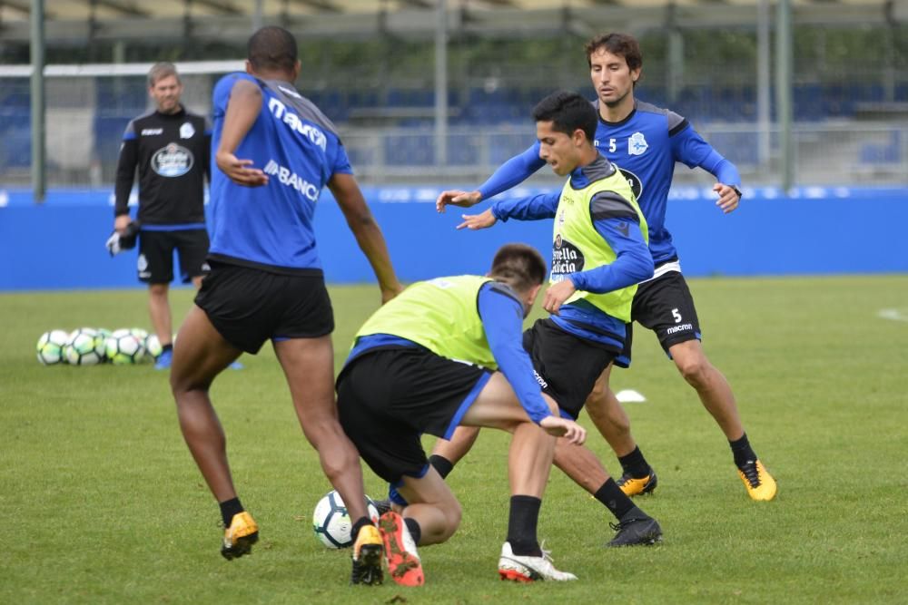 ''Bicho'' con el grupo y Saúl, ausente con permiso