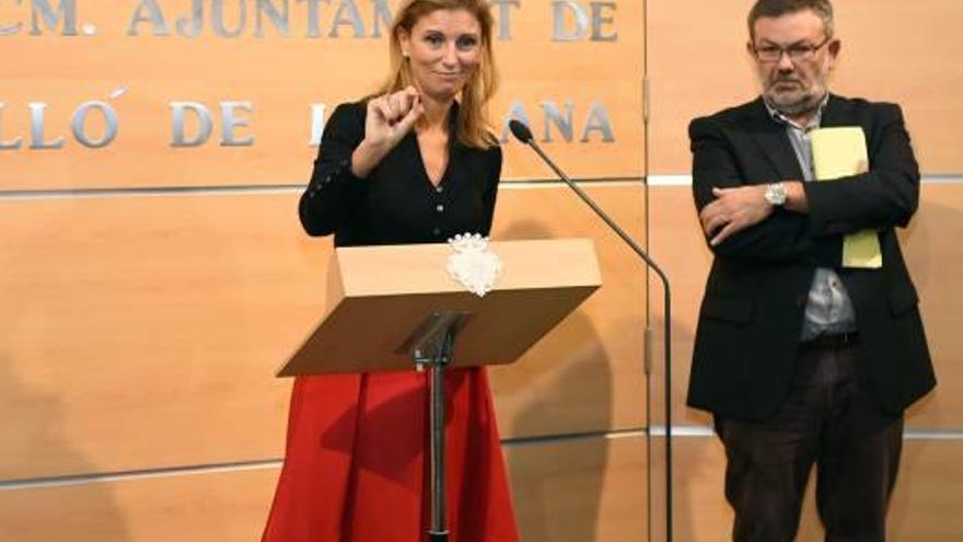 Amparo Marco y Antoni Lorenzo en una rueda de prensa.