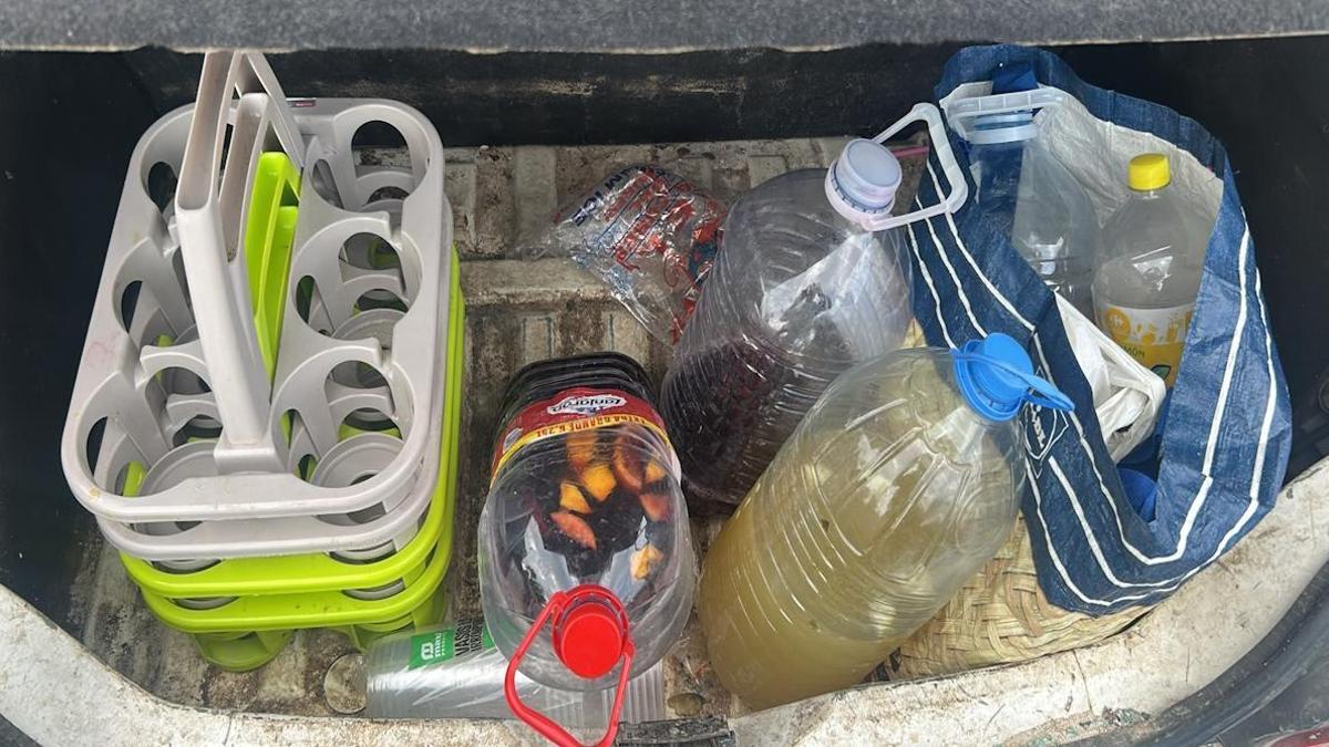 Varias garrafas con combinados alcohólicos intervenidas por la Policía.