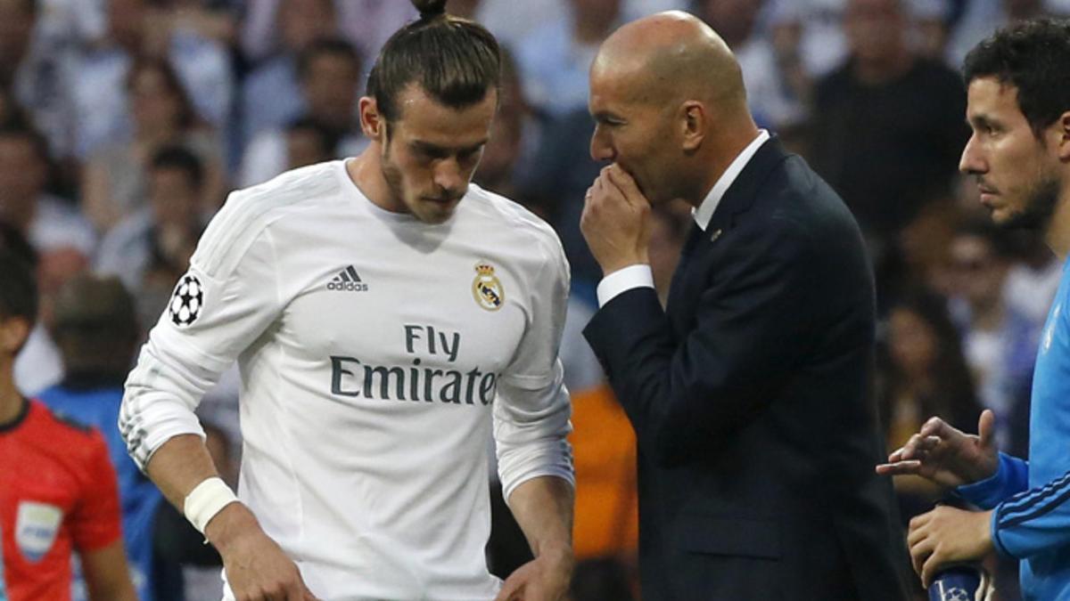Gareth Bale y Zinedine Zidane, durante un partido del Real Madrid