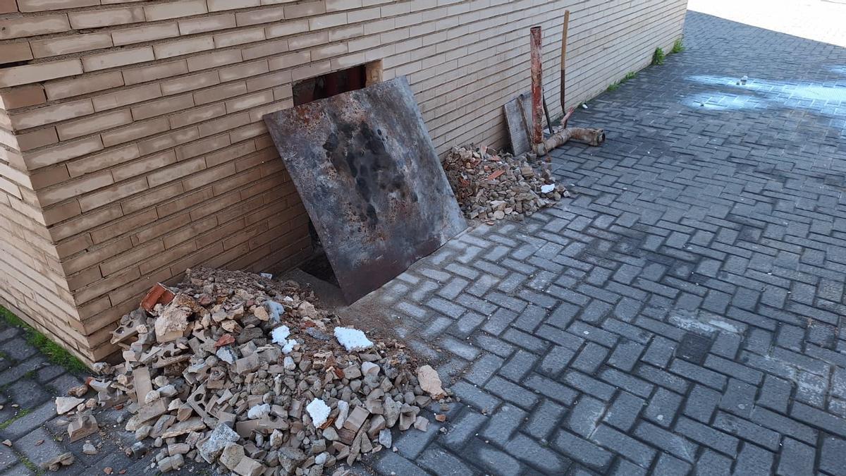 Se ha producido un reventón en la tubería de agua potable.