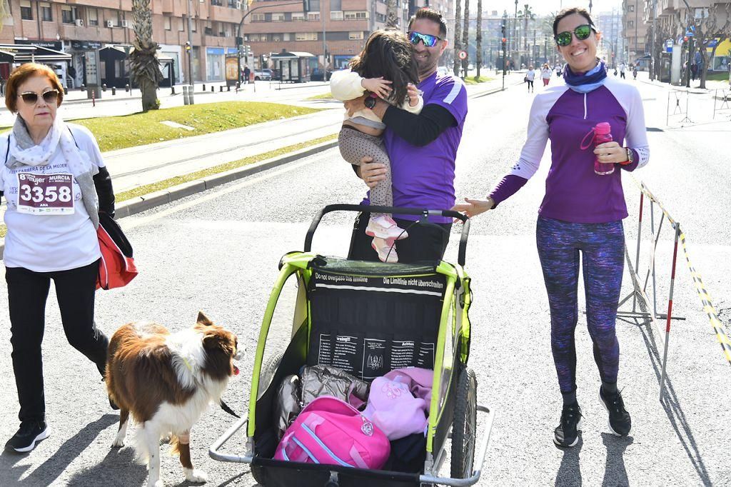 Carrera de la Mujer: recorrido por avenida de los Pinos, Juan Carlos I y Cárcel Vieja (2)