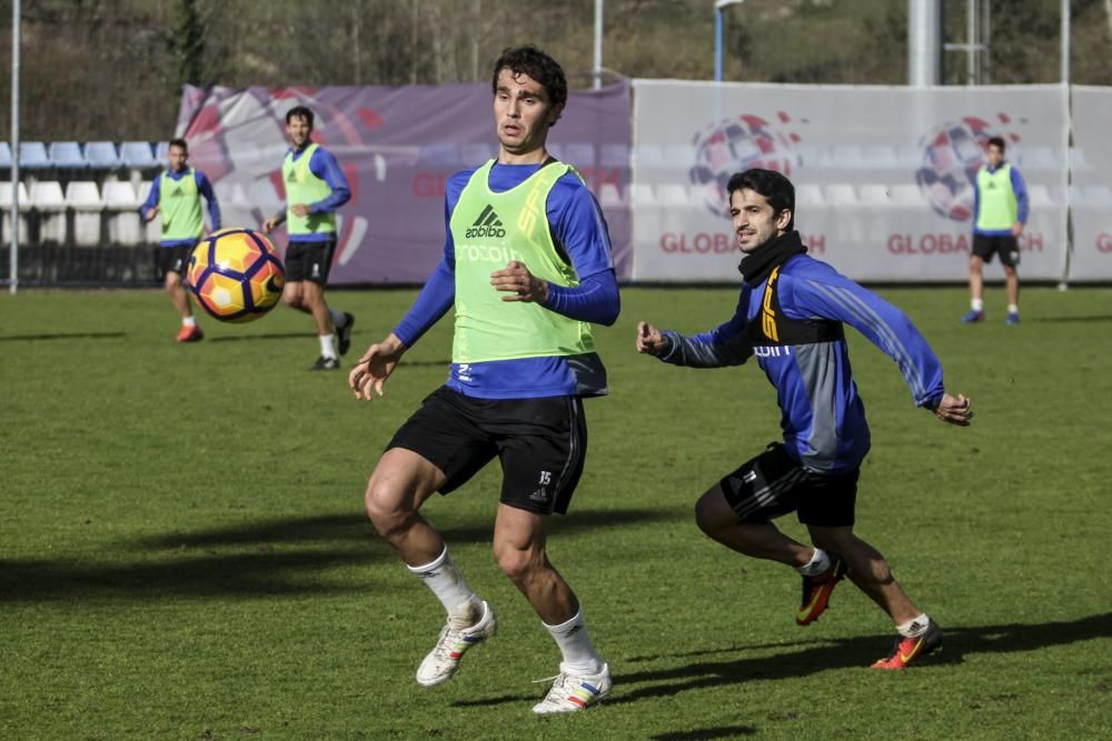 Entrenamiento del Real Oviedo en El Requexón