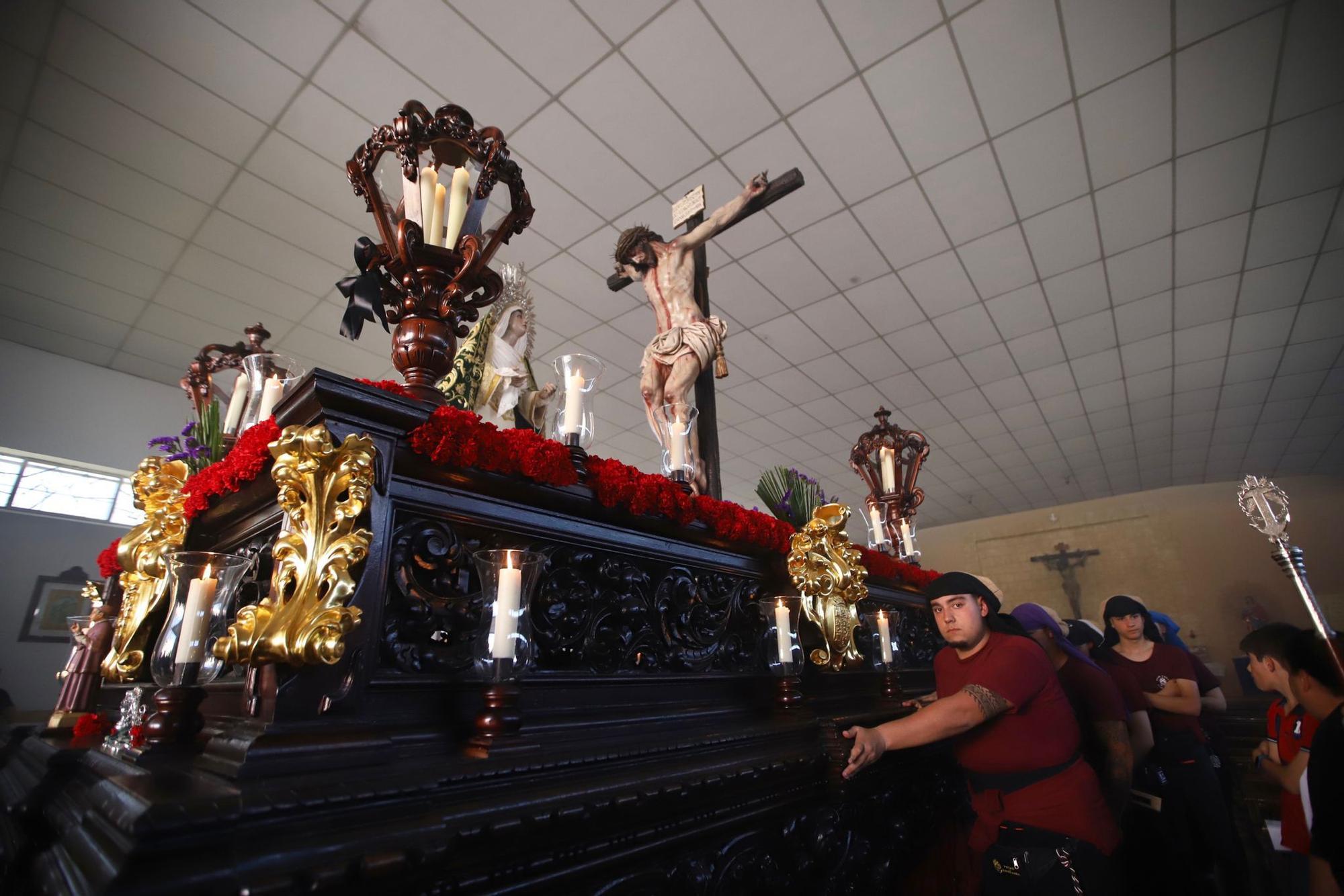 El Cristo de la Piedad bendice Las Palmeras