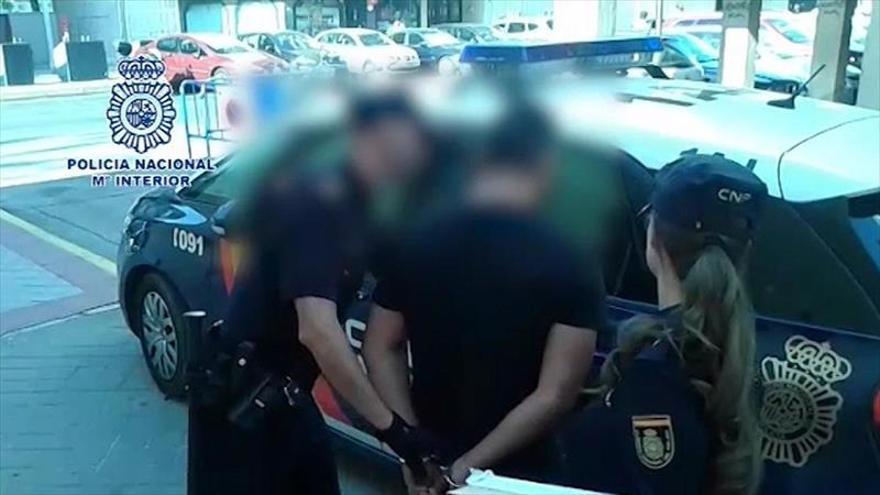 Un hombre secuestra a su pareja durante cuatro meses en Madrid