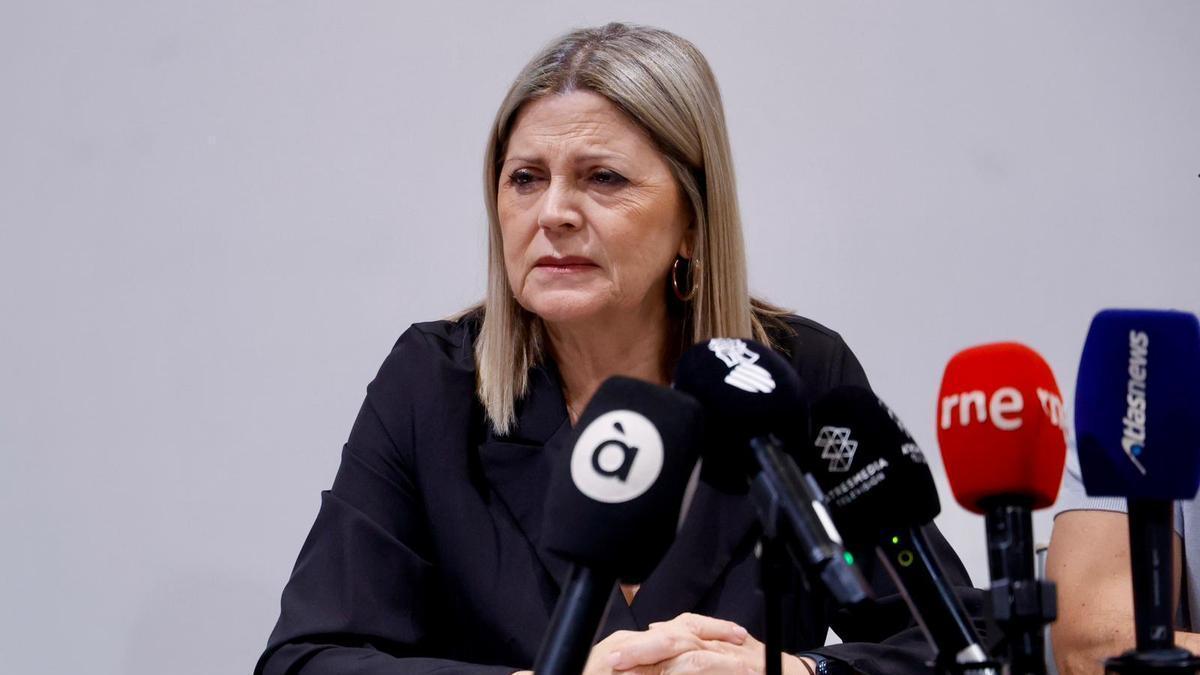 La consellera de Educación, Carmen Ortí, asegura que las decisiones de su departamento no se toman "bajo presión ni ocupación del espacio"