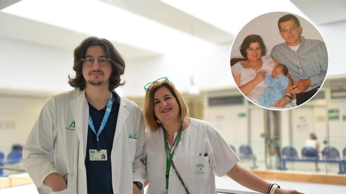María Ángeles Rojas junto a su hijo Adrián Galindo Rojas en el Hospital Clínico de Málaga.