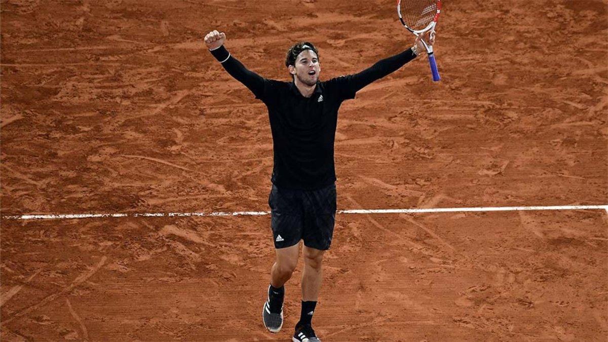 Thiem empieza a acusar el cansancio en París