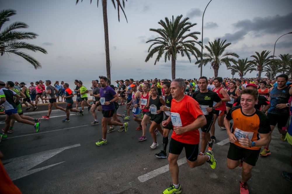 Madrugón festivo y atlético en Santa Pola