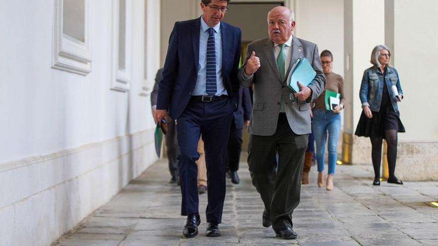 Marín, junto al consejero Jesús Aguirre, en una imagen del pasado 11 de marzo.