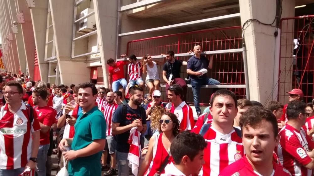 L'afició del Girona FC desembarca a Tarragona