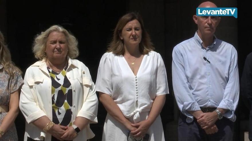 El Ayuntamiento de València guarda un minuto de silencio por las víctimas del incendio de Los Gallardos