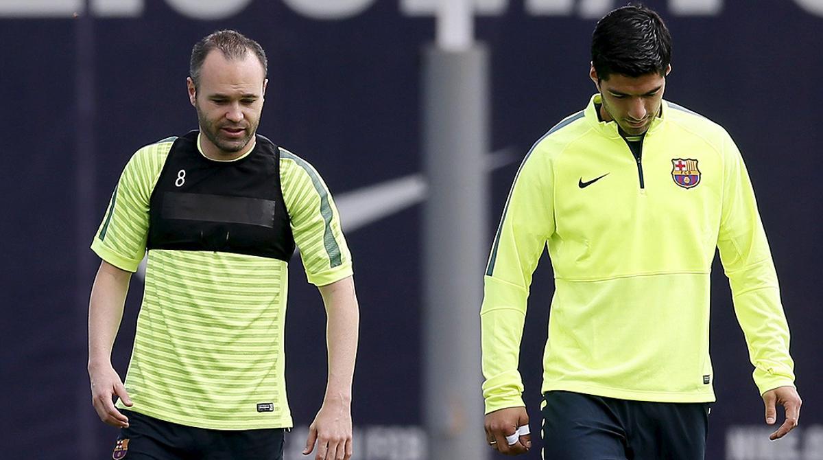 Entrenamiento del Barça para preparar la visita del PSG al Camp Nou.