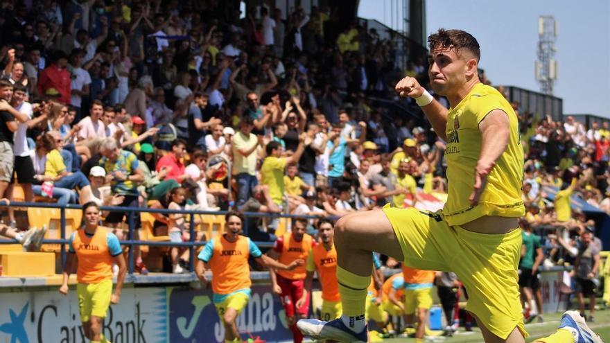 El Villarreal B remonta, golea y asegura plaza para el ‘play-off’