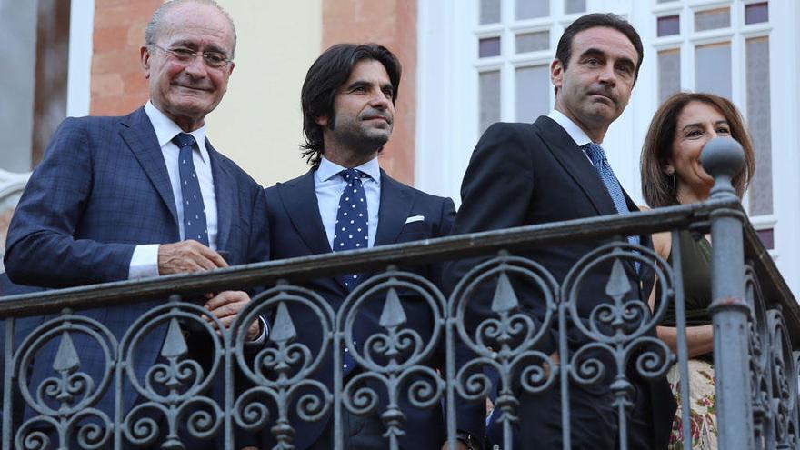 De la Torre, Javier Conde y Enrique Ponce, ayer.