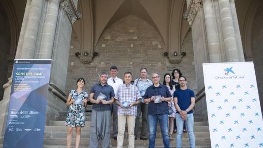 Organitzadors i promotors del cicle, ahir a l&#039;atri de la Seu, que acollirà quatre dels sis concerts