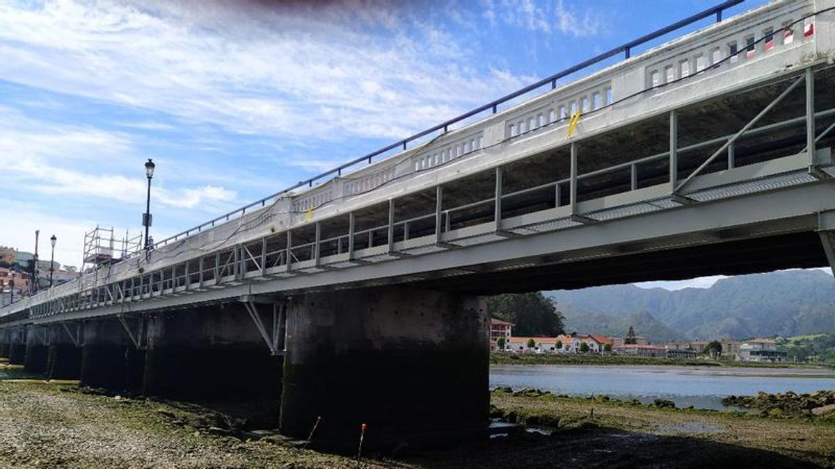 El puente de Ribadesella, en obras.