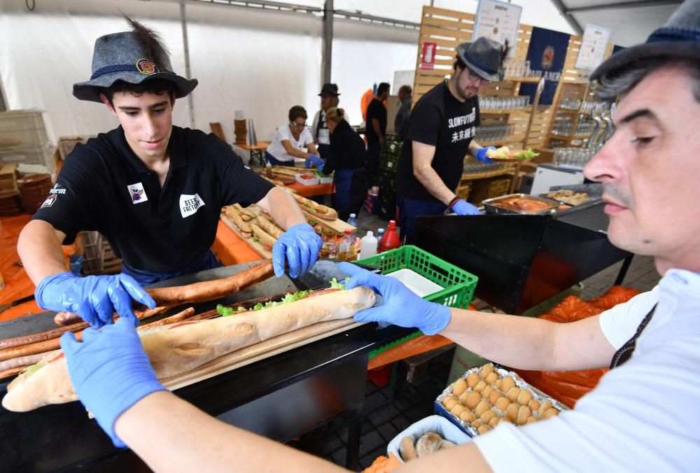 Gastronomía en Pontevedra | Mil litros de cerveza para brindar por la Outubrofest