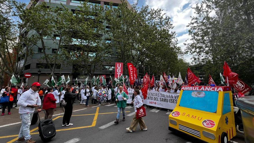 Los sindicatos piden paralizar el desmantelamiento del SAMU y el SESCV.
