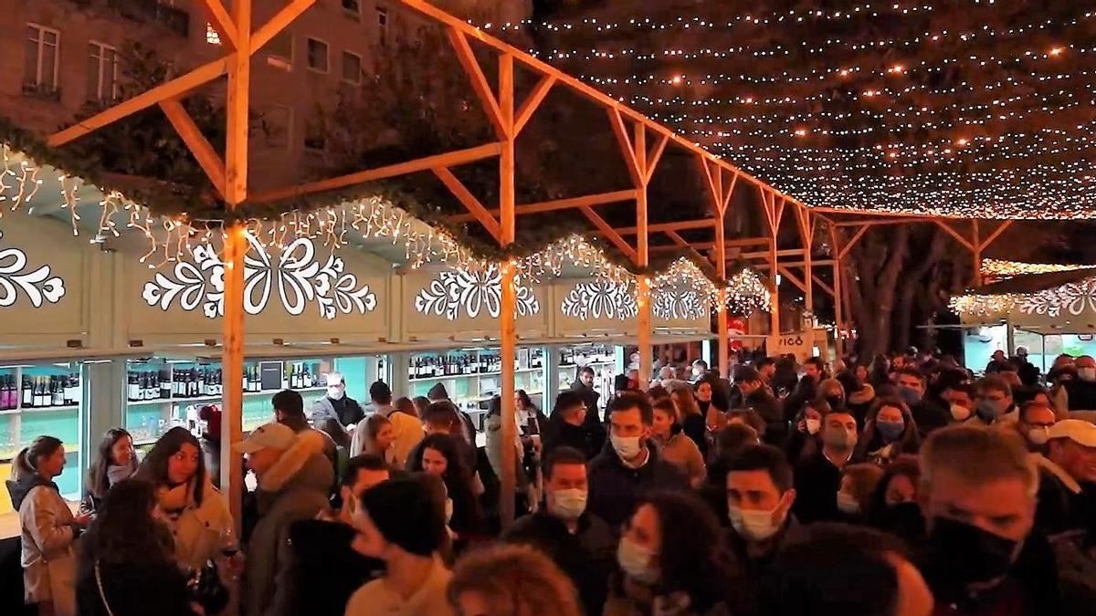 Vista del mercado de Navidad de Vigo.