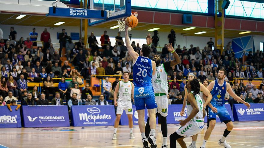 GALERÍA | Así fue la victoria del CB Zamora sobre el Castelló