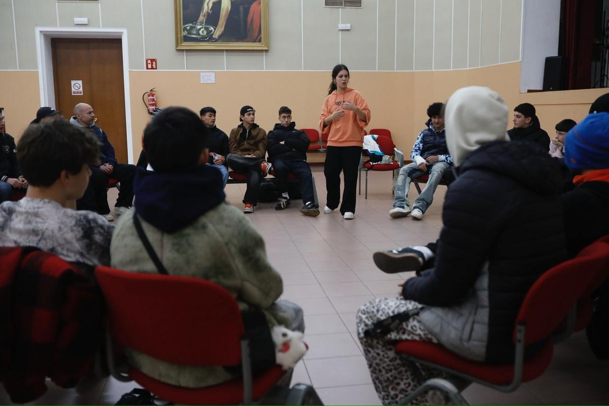 Asamblea participativa en el Centro de Iniciativas Culturales Osio.