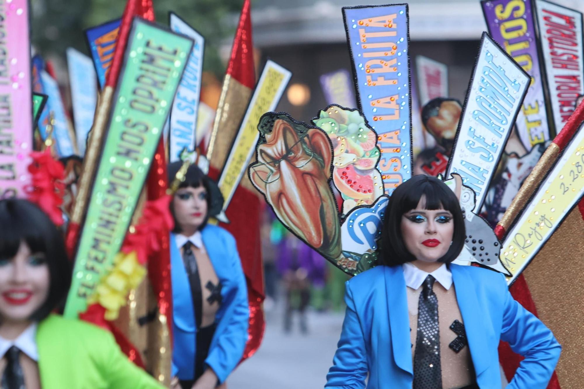 Las mejores imágenes del desfile concurso de Carnaval de Torrevieja 2024 están aquí