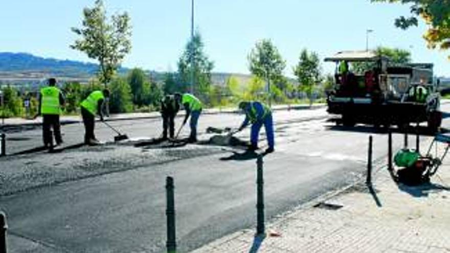 Fomento invertirá 480.000 euros en 27 actuaciones en barriadas de la ciudad