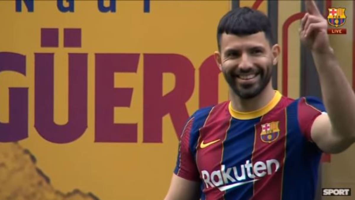 El 'Kun' Agüero traslada su leyenda a Barcelona