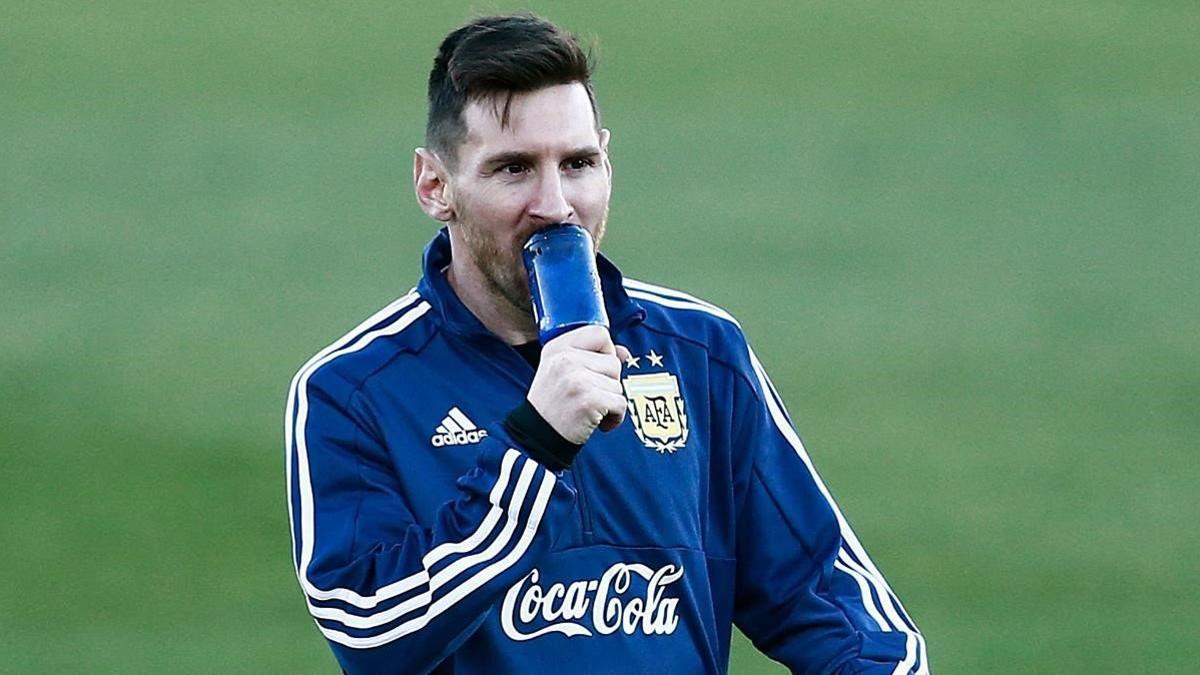 rpaniagua47420806 argentina s forward lionel messi attends a training session 190321191429