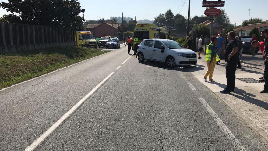 Fallece un motorista de 54 años al chocar con un coche en Abegondo