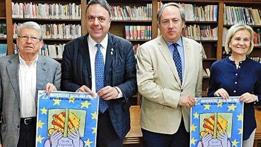 Sinca, Junyent, Maluquer i Pla, ahir després de la presentació del campus, a la biblioteca del Peguera